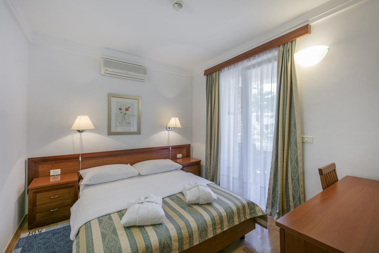 Apartments Punta Veli Lošinj Habitación foto